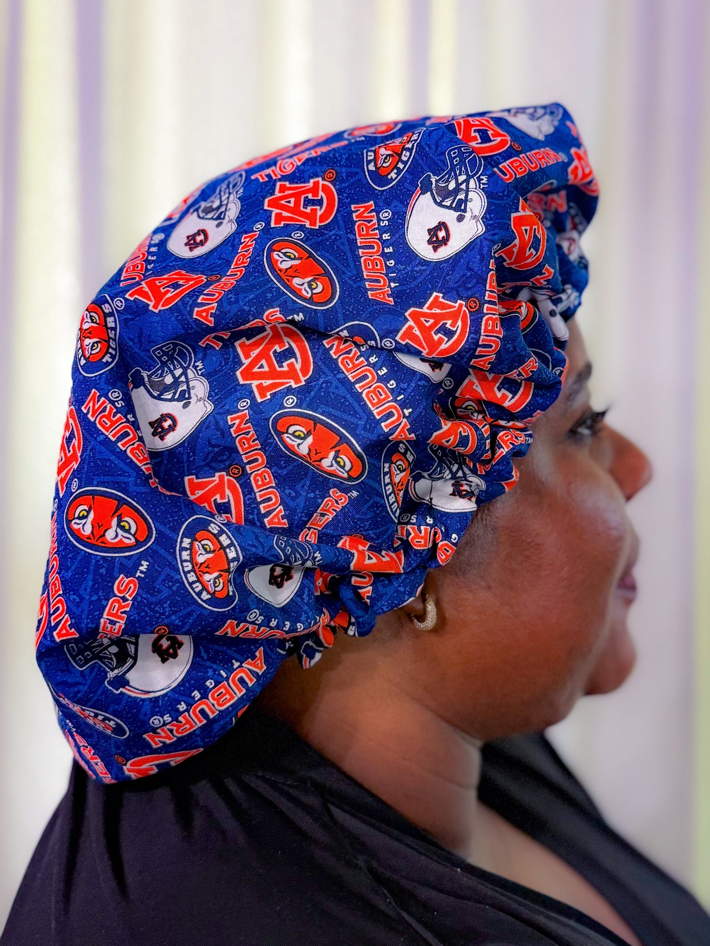 AU Bonnet