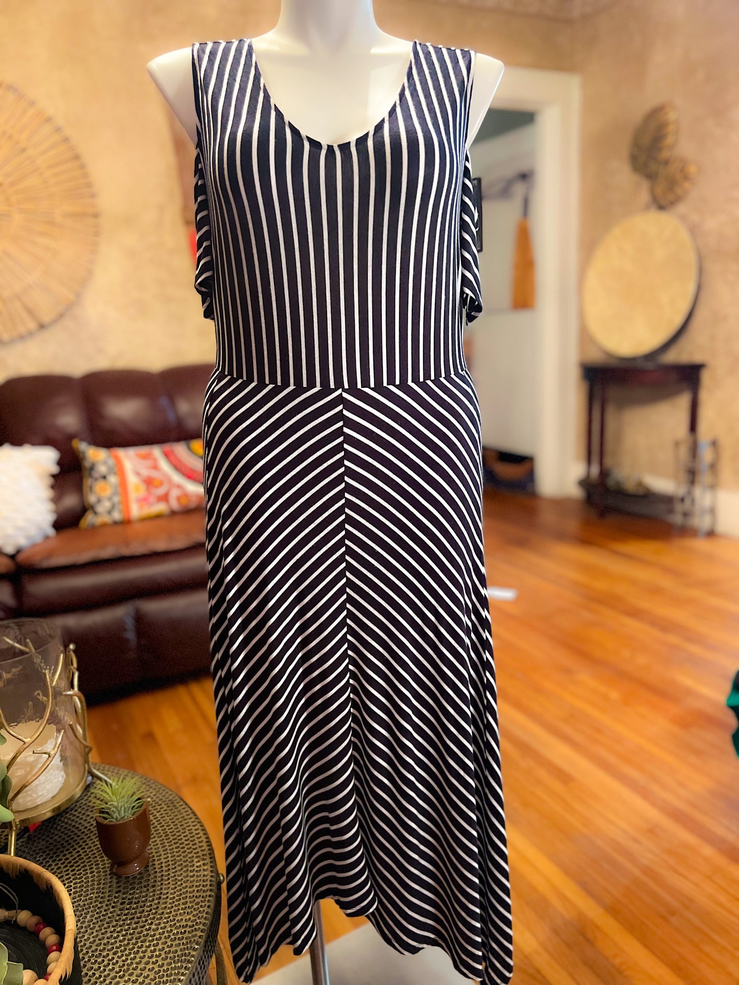 Cold Shoulder Stripe Midi Dress