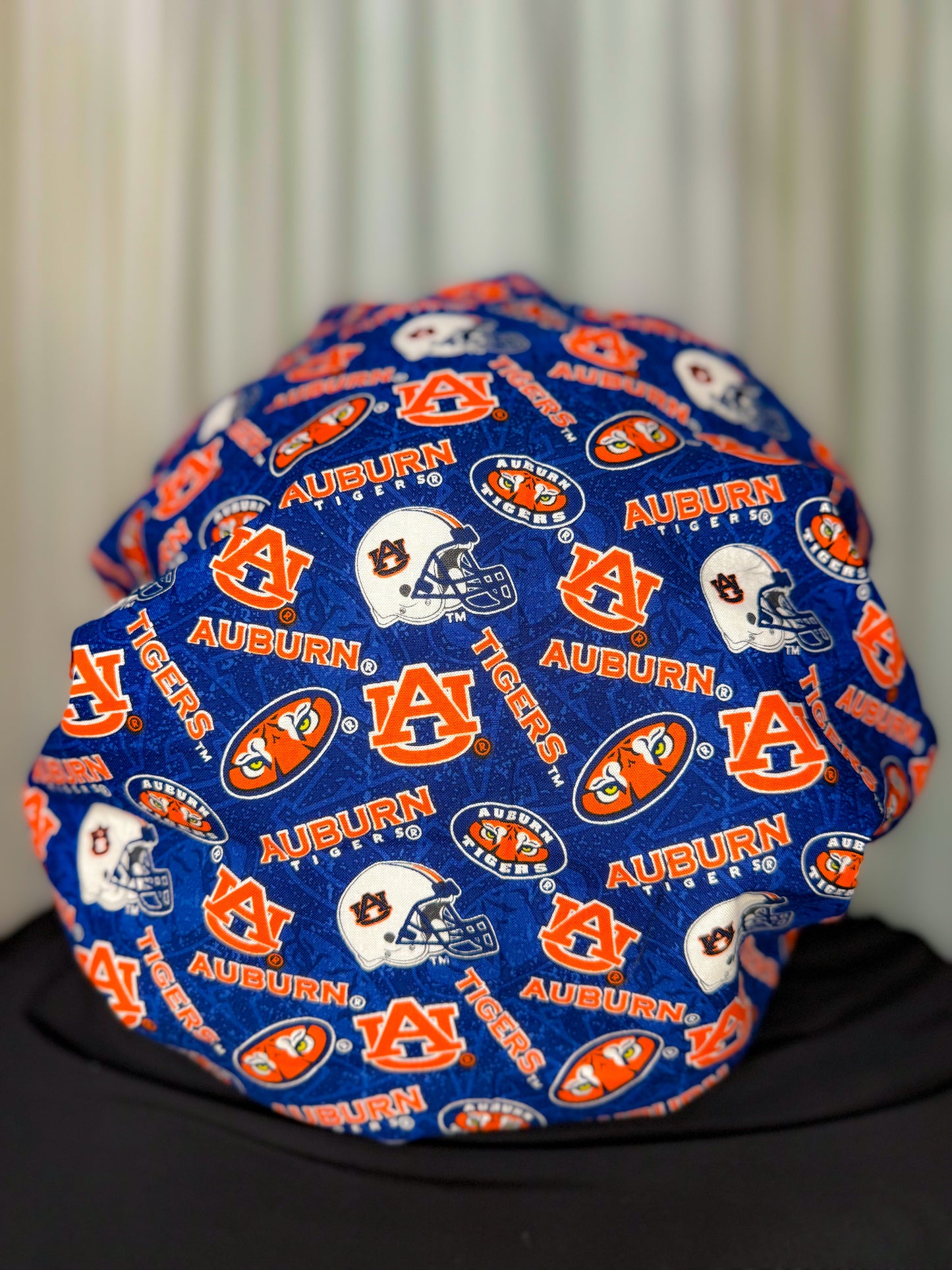 AU Bonnet